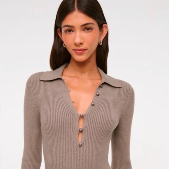 Abercrombie & Fitch long-sleeve collared midi sweater dress - Picture 2 of 13